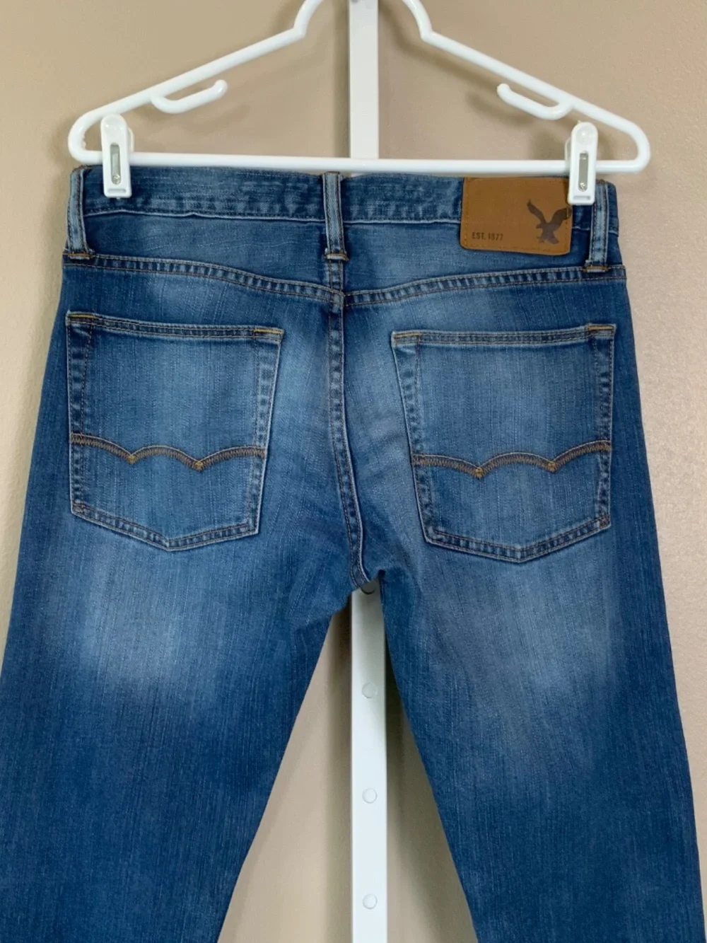 American Eagle Distressed Wash Slim Jeans